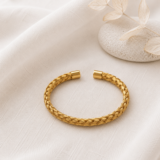 Torsade Bangle