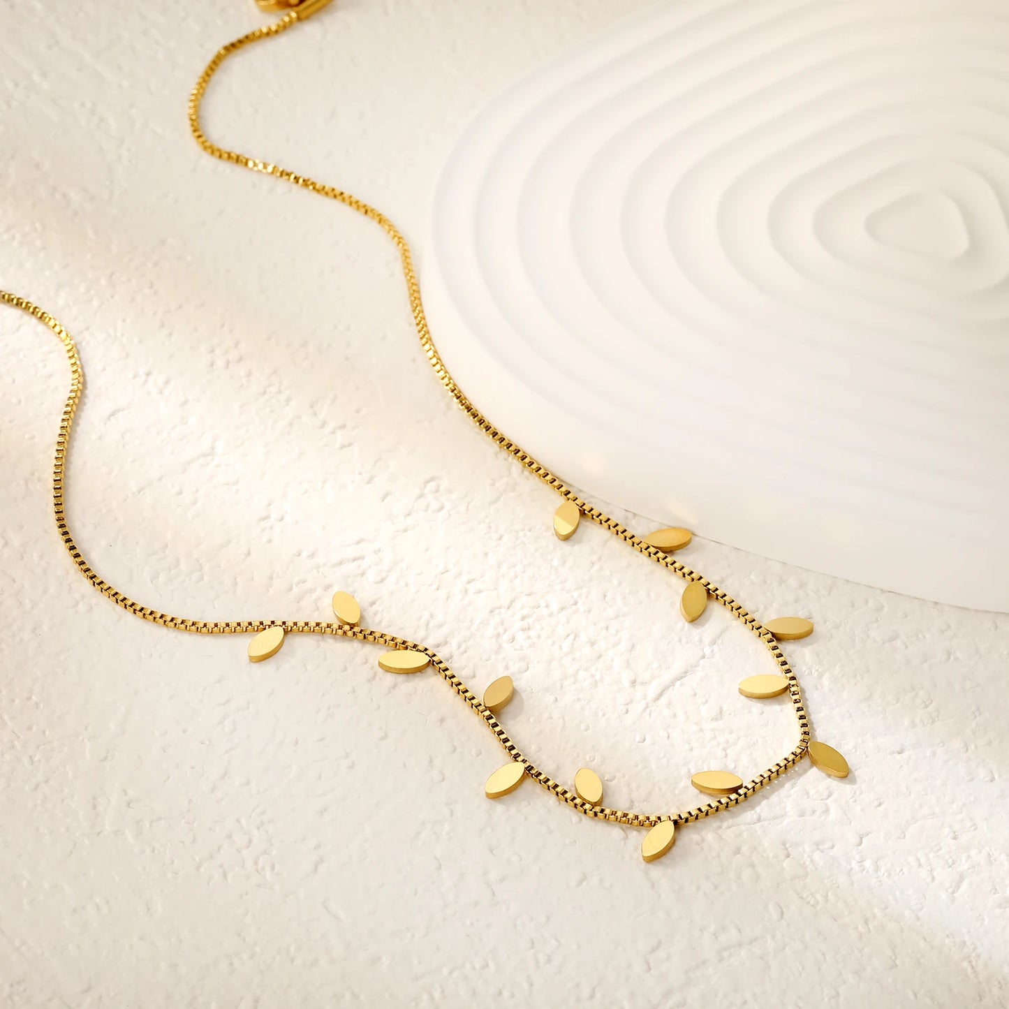 Leaf Charm Chain Necklace