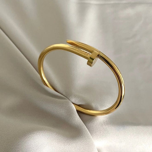Nail Bangle