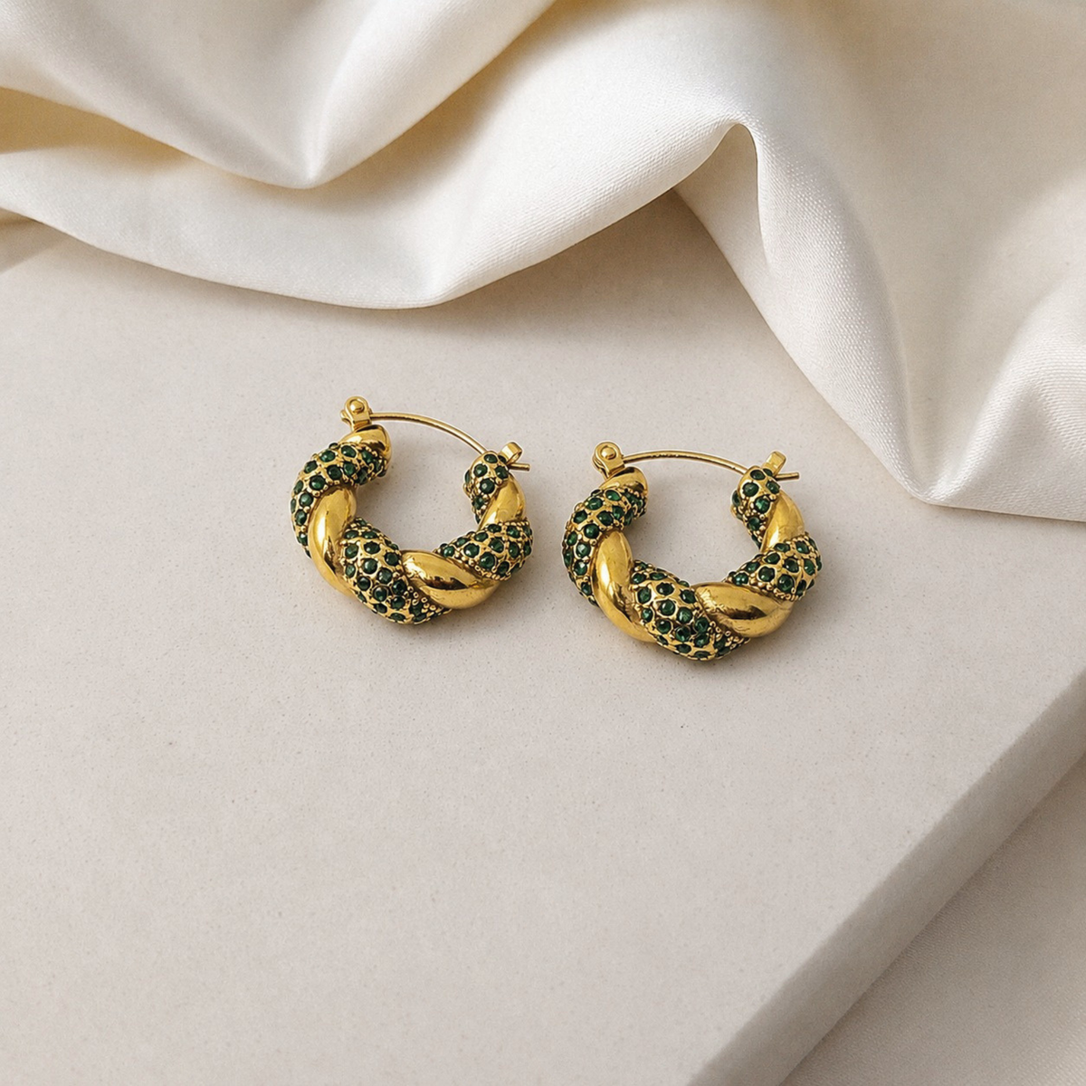 Emerald Twist Huggies