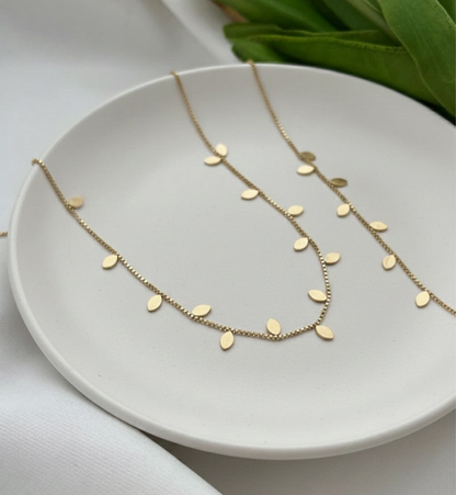 Leaf Charm Chain Necklace