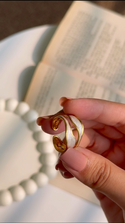 Wave Crest Adjustable Ring