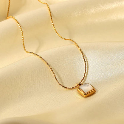 Ivory Cabochon Necklace